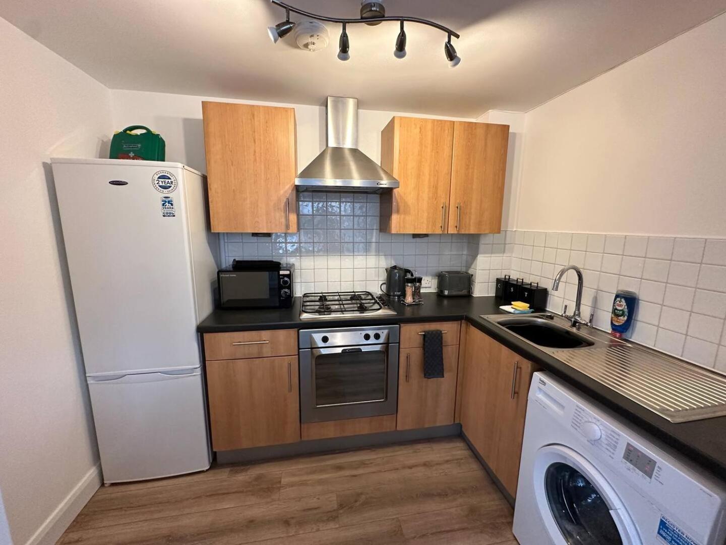 2Br City Side Apartment Belfast Exterior photo